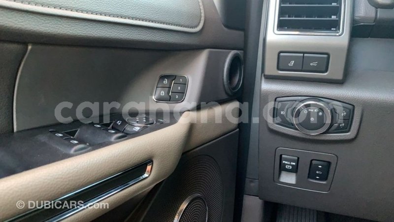 Big with watermark ford expedition ashanti import dubai 38120