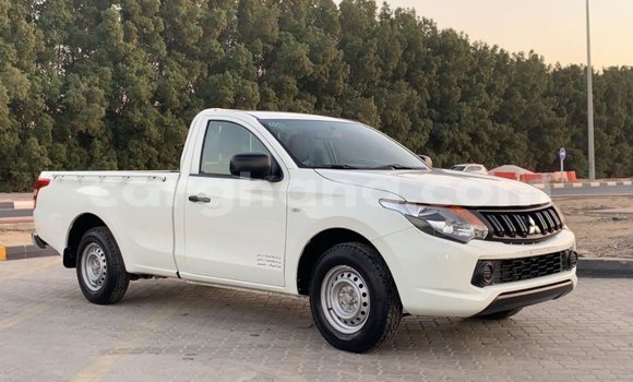 Ra Imported Mitsubishi L200 funfun Ọkọ̀ in Import - Dubai ni Ashanti Ra Imported Mitsubishi L200 funfun Ọkọ̀ in Import - Dubai ni Ashanti