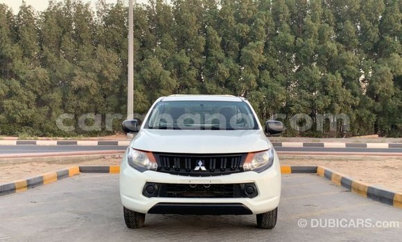 Ra Imported Mitsubishi L200 funfun Ọkọ̀ in Import - Dubai ni Ashanti Ra Imported Mitsubishi L200 funfun Ọkọ̀ in Import - Dubai ni Ashanti
