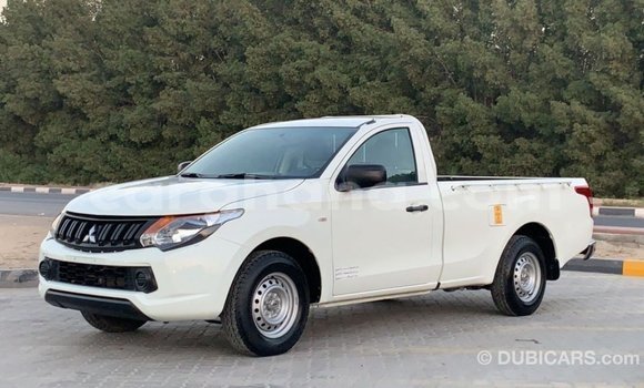 Ra Imported Mitsubishi L200 funfun Ọkọ̀ in Import - Dubai ni Ashanti Ra Imported Mitsubishi L200 funfun Ọkọ̀ in Import - Dubai ni Ashanti