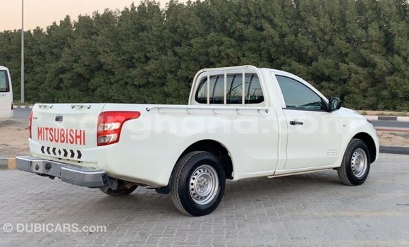 Ra Imported Mitsubishi L200 funfun Ọkọ̀ in Import - Dubai ni Ashanti Ra Imported Mitsubishi L200 funfun Ọkọ̀ in Import - Dubai ni Ashanti