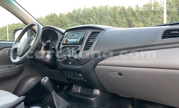 Ra Imported Mitsubishi L200 funfun Ọkọ̀ in Import - Dubai ni Ashanti Ra Imported Mitsubishi L200 funfun Ọkọ̀ in Import - Dubai ni Ashanti