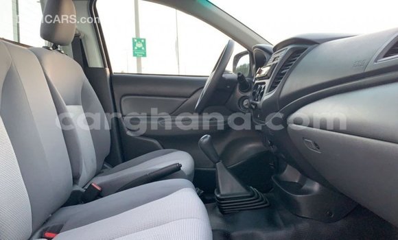 Ra Imported Mitsubishi L200 funfun Ọkọ̀ in Import - Dubai ni Ashanti Ra Imported Mitsubishi L200 funfun Ọkọ̀ in Import - Dubai ni Ashanti