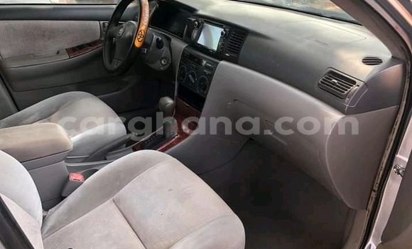 Ra Àlòkù Toyota Corolla funfun Ọkọ̀ in Accra ni Greater Accra Ra Àlòkù Toyota Corolla funfun Ọkọ̀ in Accra ni Greater Accra