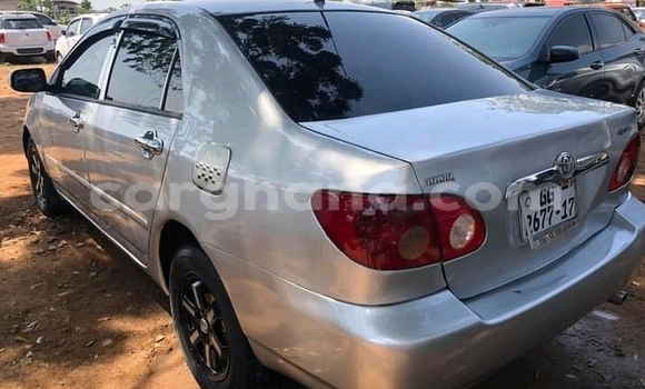 Ra Àlòkù Toyota Corolla funfun Ọkọ̀ in Accra ni Greater Accra Ra Àlòkù Toyota Corolla funfun Ọkọ̀ in Accra ni Greater Accra