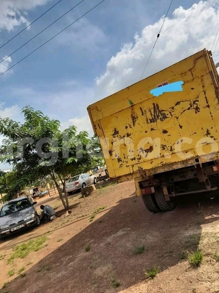 Big with watermark howo sinotruck greater accra accra 38135