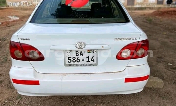 Buy Used Toyota Corolla White Car in Accra in Greater Accra Buy Used Toyota Corolla White Car in Accra in Greater Accra