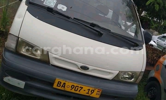 Ra Àlòkù Kia Pregio Miiran Ọkọ̀ in Accra ni Greater Accra