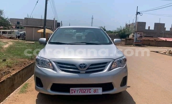 Ra Àlòkù Toyota Camry Silver Ọkọ̀ in Accra ni Greater Accra Ra Àlòkù Toyota Camry Silver Ọkọ̀ in Accra ni Greater Accra