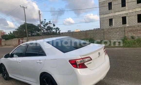 Buy Used Toyota Camry White Car in Accra in Greater Accra Buy Used Toyota Camry White Car in Accra in Greater Accra
