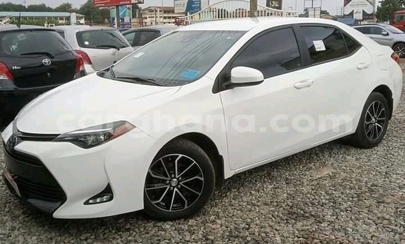 Buy Used Toyota Corolla White Car in Accra in Greater Accra Buy Used Toyota Corolla White Car in Accra in Greater Accra