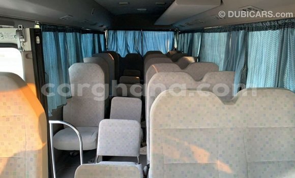 Ra Imported Toyota Coaster funfun Ọkọ̀ in Import - Dubai ni Ashanti Ra Imported Toyota Coaster funfun Ọkọ̀ in Import - Dubai ni Ashanti