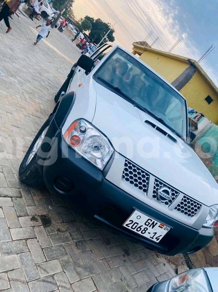 Big with watermark nissan hardbody greater accra accra 38235