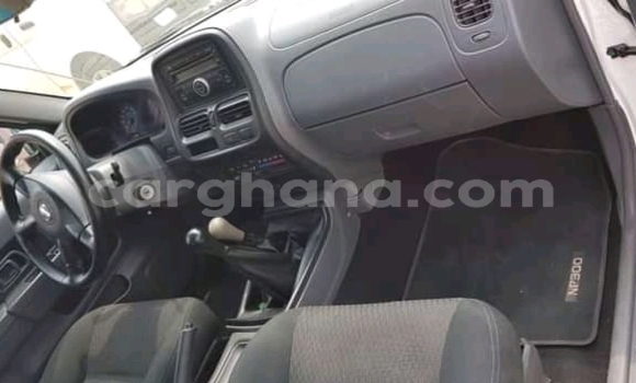 Ra Àlòkù Nissan Hardbody Miiran Ọkọ̀ in Accra ni Greater Accra Ra Àlòkù Nissan Hardbody Miiran Ọkọ̀ in Accra ni Greater Accra