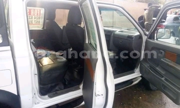 Ra Àlòkù Nissan Hardbody Miiran Ọkọ̀ in Accra ni Greater Accra Ra Àlòkù Nissan Hardbody Miiran Ọkọ̀ in Accra ni Greater Accra