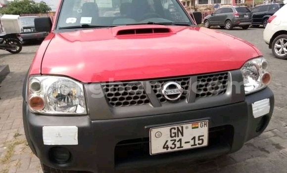 Ra Àlòkù Nissan Hardbody Red Ọkọ̀ in Accra ni Greater Accra