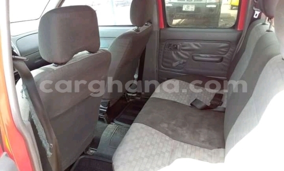 Sayi Na hannu Nissan Hardbody Red Mota in Accra a Greater Accra Sayi Na hannu Nissan Hardbody Red Mota in Accra a Greater Accra