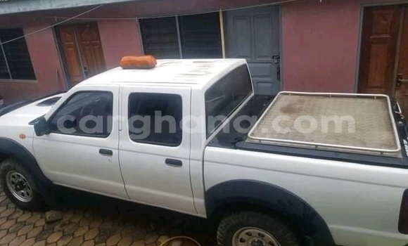 Sayi Na hannu Nissan Hardbody Sauran Mota in Accra a Greater Accra Sayi Na hannu Nissan Hardbody Sauran Mota in Accra a Greater Accra