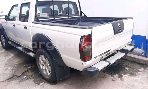 Ra Àlòkù Nissan Hardbody Miiran Ọkọ̀ in Accra ni Greater Accra Ra Àlòkù Nissan Hardbody Miiran Ọkọ̀ in Accra ni Greater Accra