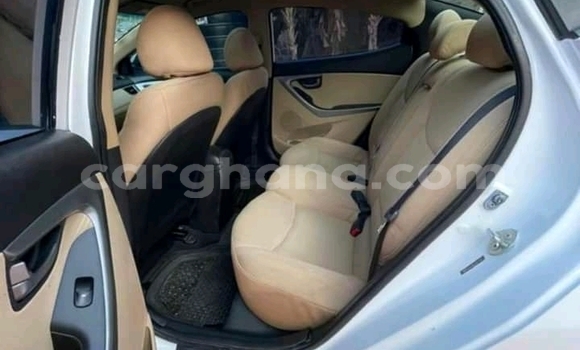 Buy Used Hyundai Elantra White Car in Accra in Greater Accra Buy Used Hyundai Elantra White Car in Accra in Greater Accra