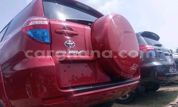 Ra Àlòkù Toyota RAV4 Red Ọkọ̀ in Accra ni Greater Accra Ra Àlòkù Toyota RAV4 Red Ọkọ̀ in Accra ni Greater Accra