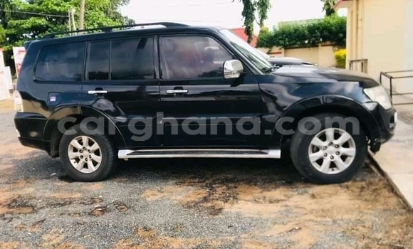 Ra Àlòkù Mitsubishi Pajero Black Ọkọ̀ in Accra ni Greater Accra Ra Àlòkù Mitsubishi Pajero Black Ọkọ̀ in Accra ni Greater Accra