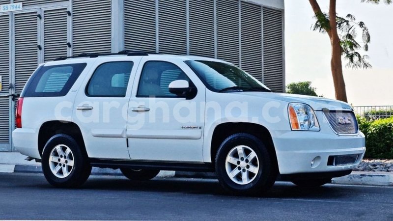 Big with watermark gmc yukon ashanti import dubai 38262