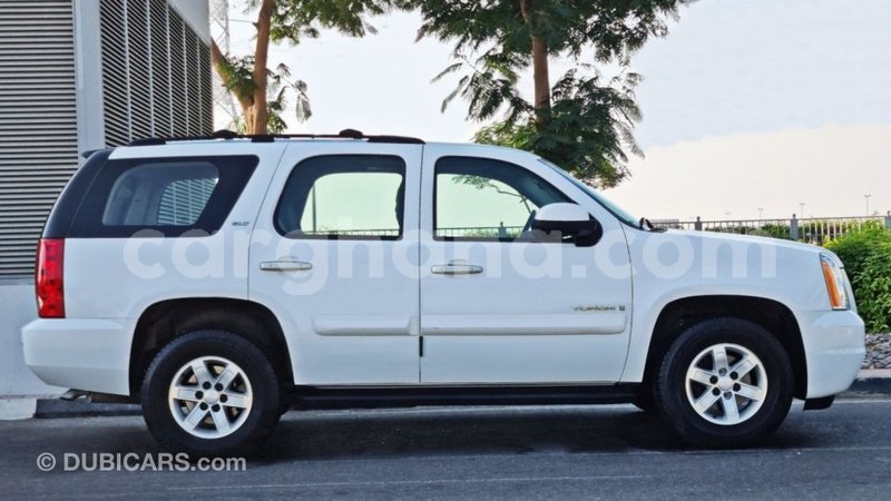 Big with watermark gmc yukon ashanti import dubai 38262