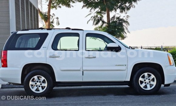 Sayi Imported GMC Yukon White Mota in Import - Dubai a Ashanti Sayi Imported GMC Yukon White Mota in Import - Dubai a Ashanti