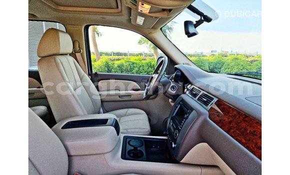 Sayi Imported GMC Yukon White Mota in Import - Dubai a Ashanti Sayi Imported GMC Yukon White Mota in Import - Dubai a Ashanti