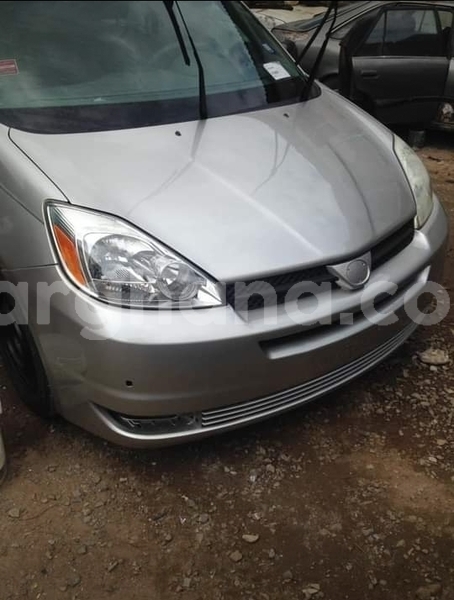 Big with watermark toyota sienna western sekondi takoradi metropolitan 38263