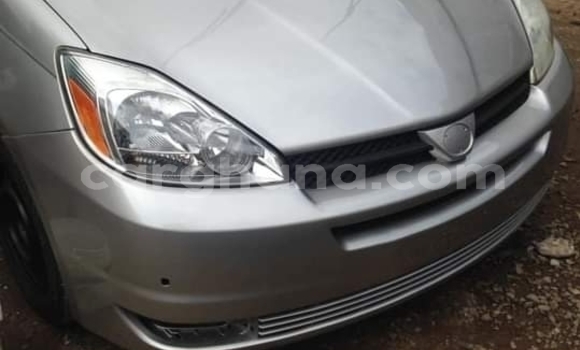 Buy Used Toyota Sienna Silver Car in Sekondi–Takoradi Metropolitan in Western Buy Used Toyota Sienna Silver Car in Sekondi–Takoradi Metropolitan in Western