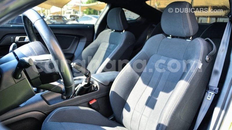 Big with watermark ford mustang ashanti import dubai 38293