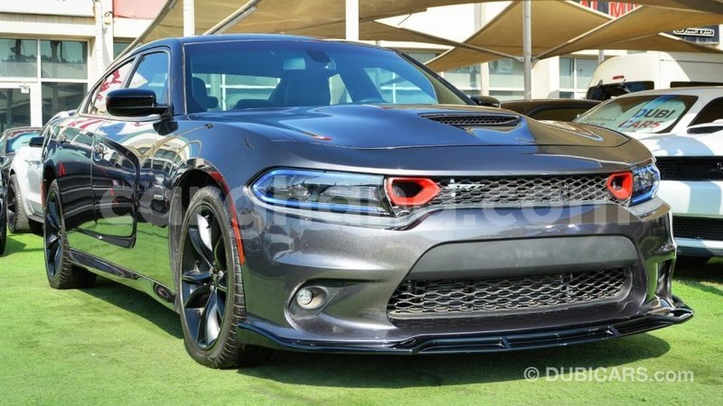 Big with watermark dodge charger ashanti import dubai 38296