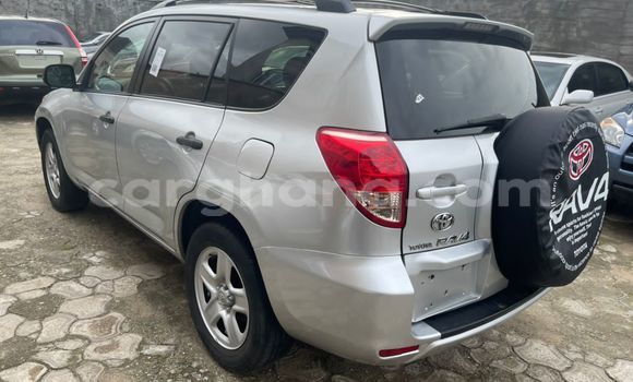 Ra Àlòkù Toyota RAV4 Silver Ọkọ̀ in Sekondi–Takoradi Metropolitan ni Oorun