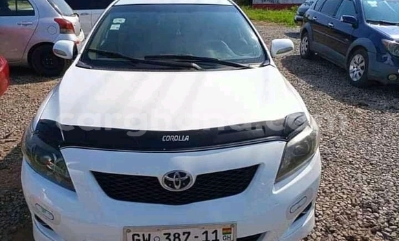 Buy Used Toyota Corolla White Car in Accra in Greater Accra