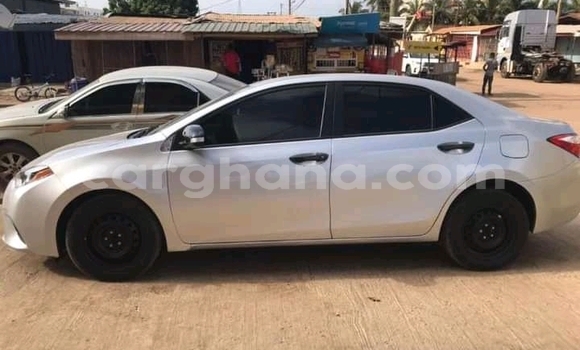 Ra Àlòkù Toyota Corolla Miiran Ọkọ̀ in Accra ni Greater Accra Ra Àlòkù Toyota Corolla Miiran Ọkọ̀ in Accra ni Greater Accra
