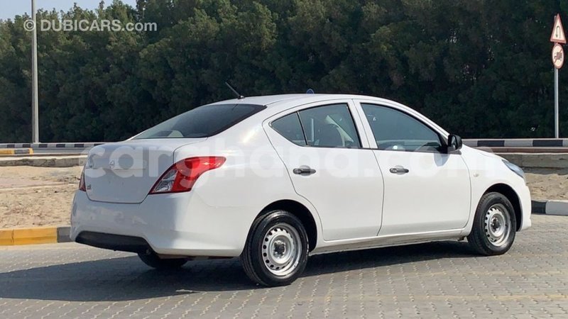 Big with watermark nissan sunny ashanti import dubai 38324