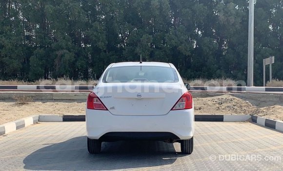 Ra Imported Nissan Sunny funfun Ọkọ̀ in Import - Dubai ni Ashanti Ra Imported Nissan Sunny funfun Ọkọ̀ in Import - Dubai ni Ashanti