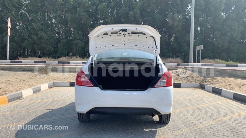 Big with watermark nissan sunny ashanti import dubai 38324