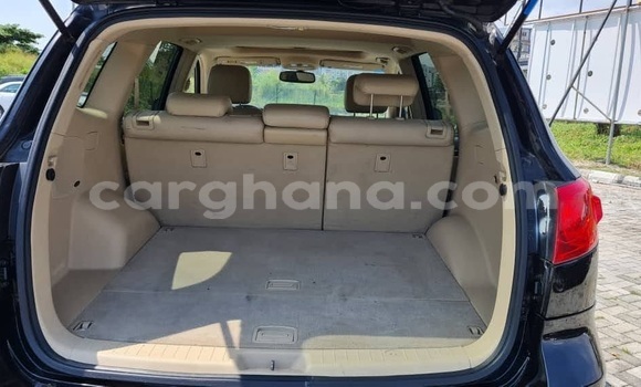 Buy Used Hyundai Santa Fe Black Car in Sekondi–Takoradi Metropolitan in Western Buy Used Hyundai Santa Fe Black Car in Sekondi–Takoradi Metropolitan in Western