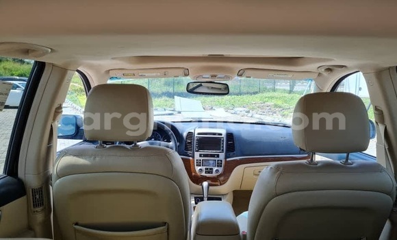 Buy Used Hyundai Santa Fe Black Car in Sekondi–Takoradi Metropolitan in Western Buy Used Hyundai Santa Fe Black Car in Sekondi–Takoradi Metropolitan in Western