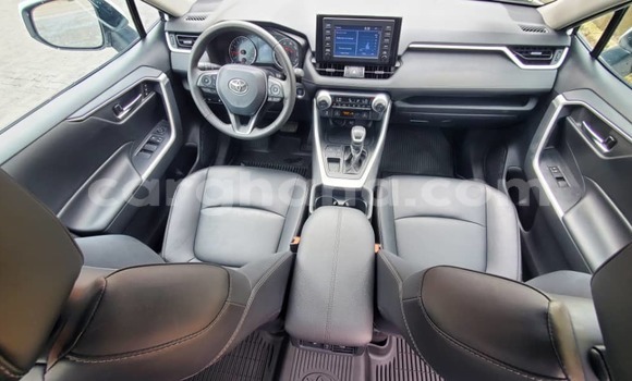 Buy Used Toyota RAV4 White Car in Sekondi–Takoradi Metropolitan in Western Buy Used Toyota RAV4 White Car in Sekondi–Takoradi Metropolitan in Western