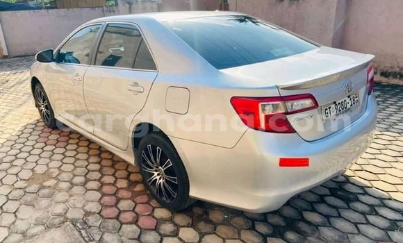 Ra Àlòkù Toyota Camry Silver Ọkọ̀ in Accra ni Greater Accra Ra Àlòkù Toyota Camry Silver Ọkọ̀ in Accra ni Greater Accra