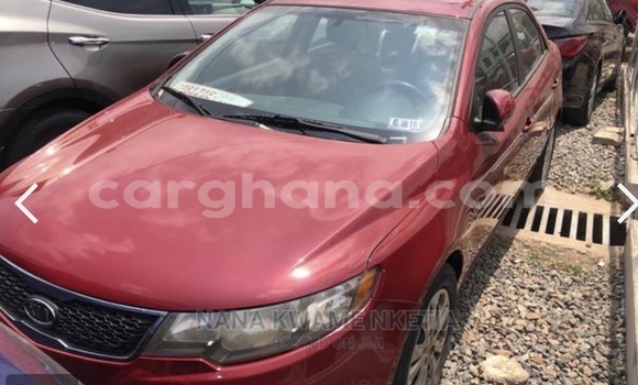 Ra Àlòkù Kia Forte Red Ọkọ̀ in Accra ni Greater Accra