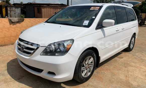 Ra Àlòkù Honda Odyssey (North America) funfun Ọkọ̀ in Sekondi–Takoradi Metropolitan ni Oorun