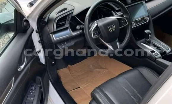 Buy Used Honda Civic White Car in Accra in Greater Accra Buy Used Honda Civic White Car in Accra in Greater Accra