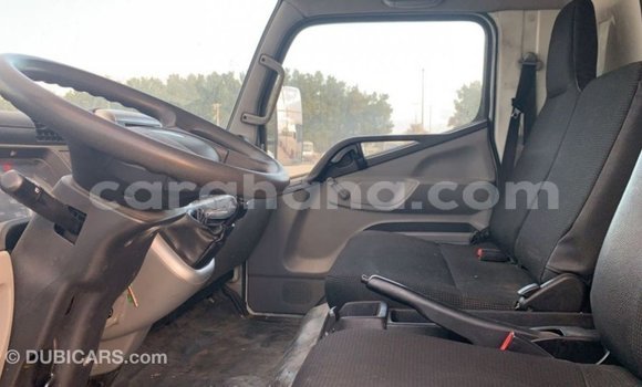 Ra Imported Mitsubishi i funfun Ọkọ̀ in Import - Dubai ni Ashanti Ra Imported Mitsubishi i funfun Ọkọ̀ in Import - Dubai ni Ashanti