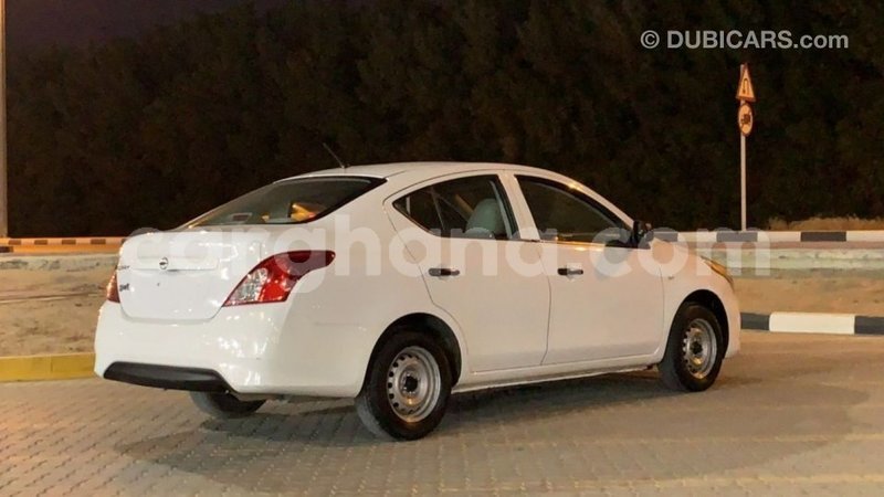 Big with watermark nissan sunny ashanti import dubai 38384