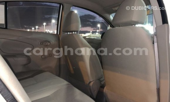 Ra Imported Nissan Sunny funfun Ọkọ̀ in Import - Dubai ni Ashanti Ra Imported Nissan Sunny funfun Ọkọ̀ in Import - Dubai ni Ashanti